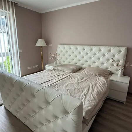 Traum-ferienwohnung Ueber 2 Etagen Mit Sonnenterasse Und Seenaehe * Zulpich